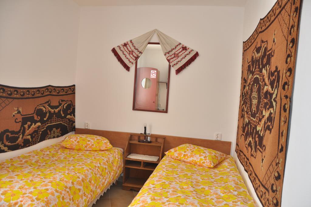 Pensiune Muzeu Traditional Poveste In Transilvania Sighisoara Ngoại thất bức ảnh